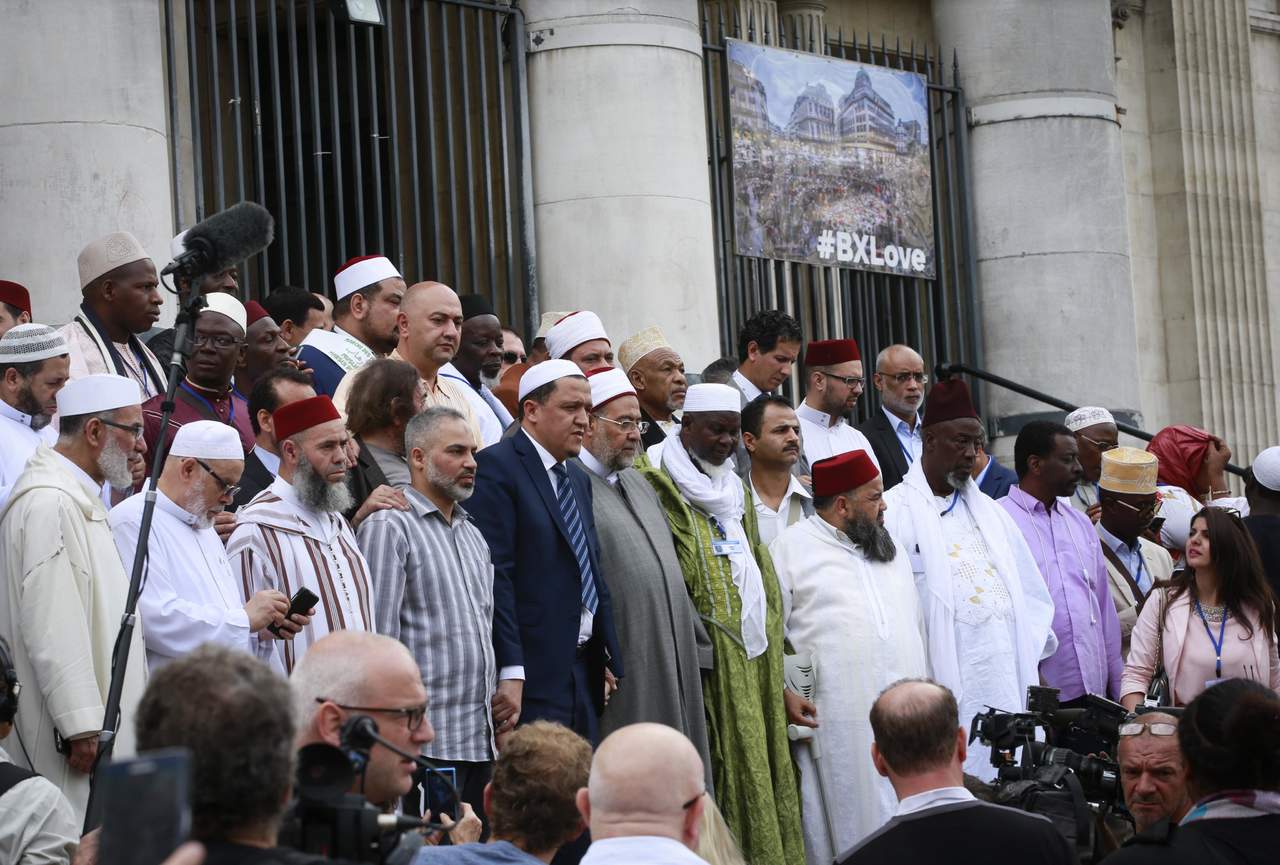 Marcha Musulmana Difunde En Bruselas Su Mensaje Contra El Terrorismo