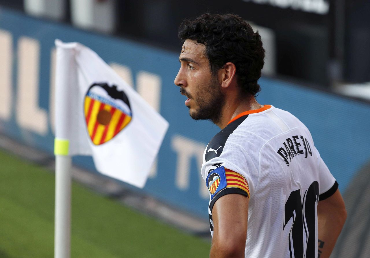 Villarreal Anuncia El Fichaje De Parejo