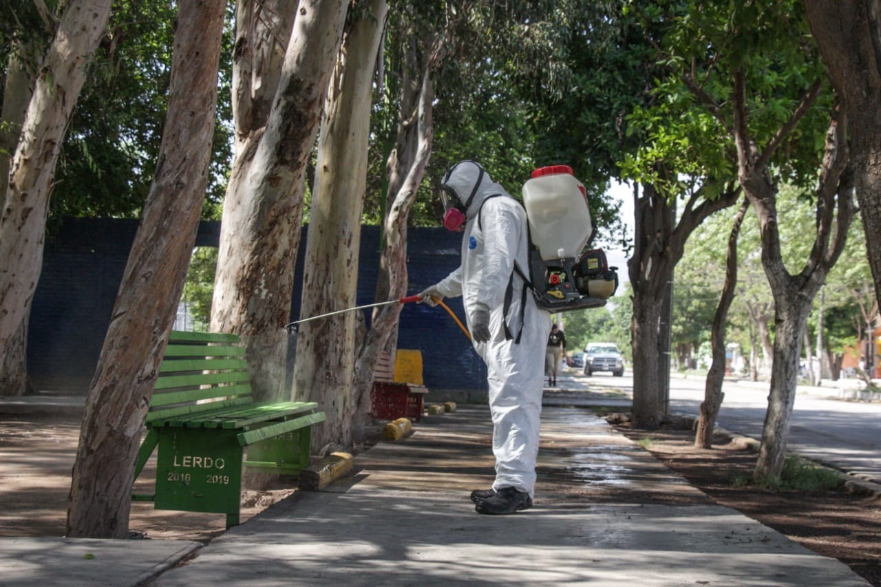 Aplican Sanitización Diaria En Diferentes Espacios Públicos 2742