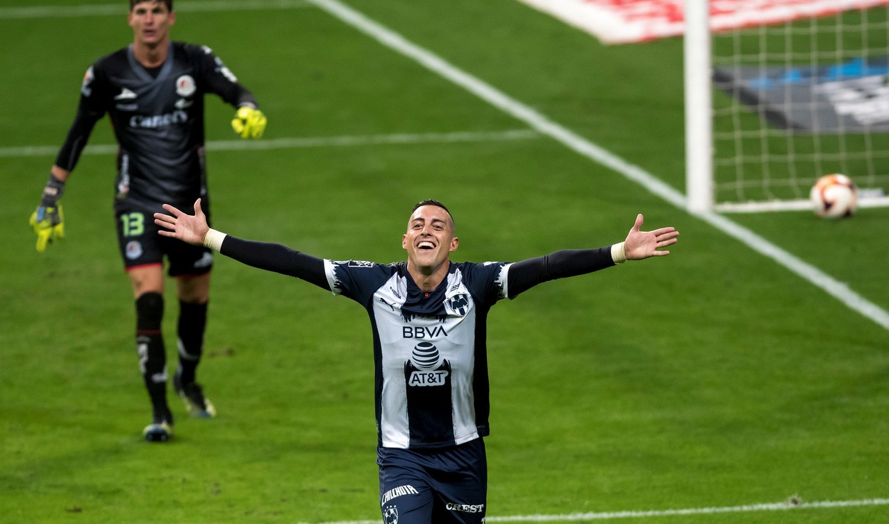 Funes Mori hace historia en Rayados