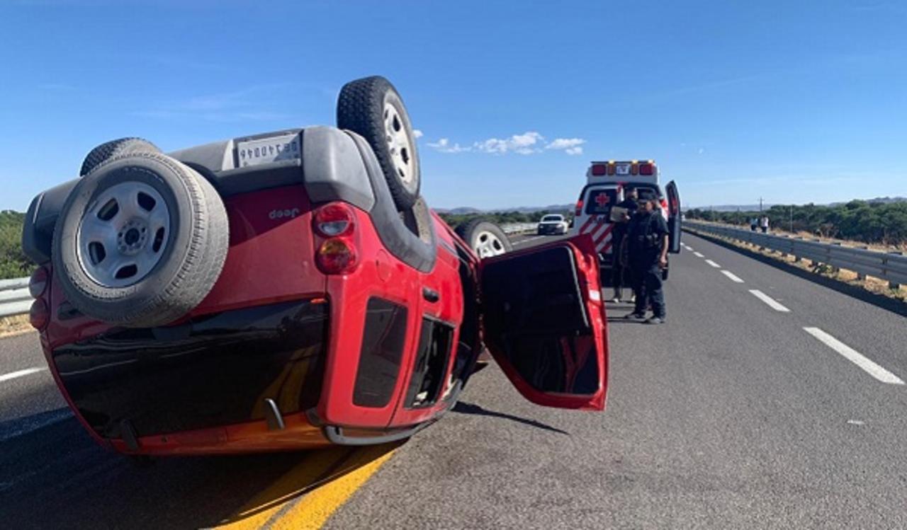 Tres Lesionados En Volcadura En Carretera Panamericana